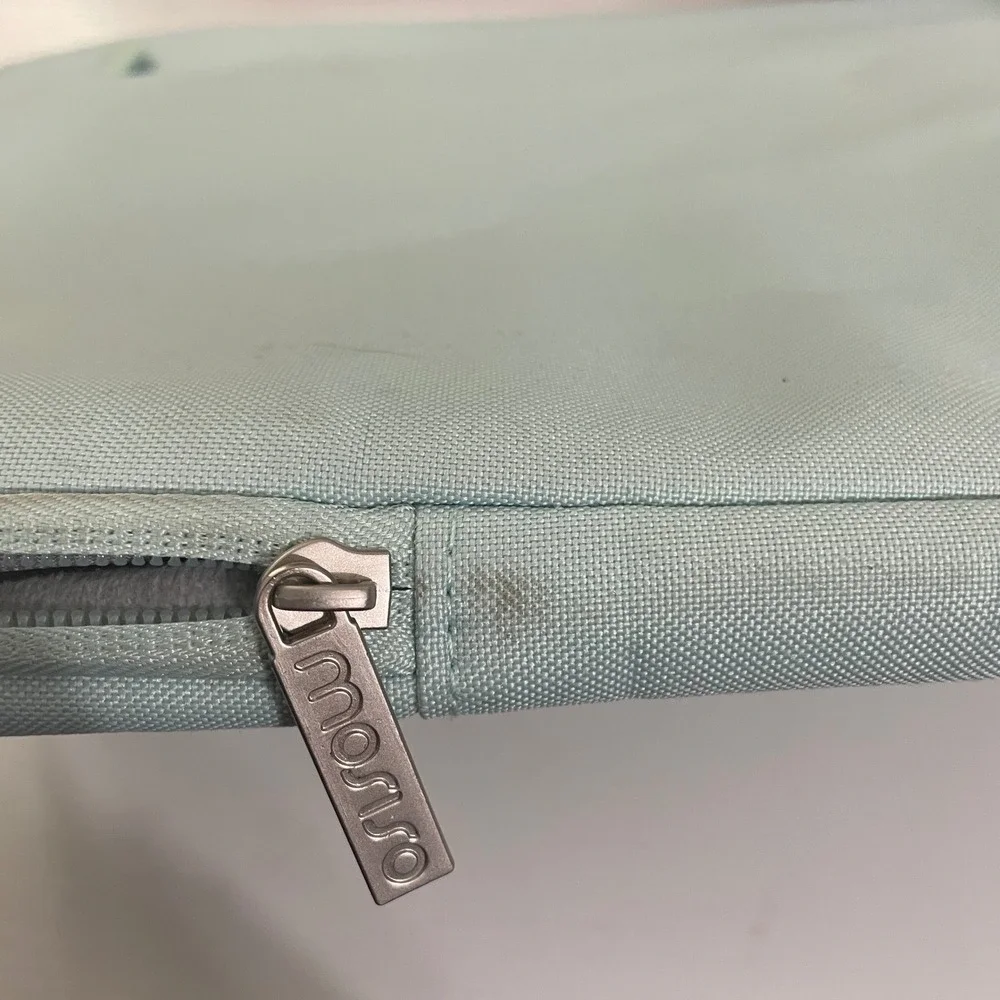 MOSISO Laptop Sleeve Bag Case Pouch Aqua Green‎ 13 Inch Computer Few Small Stain